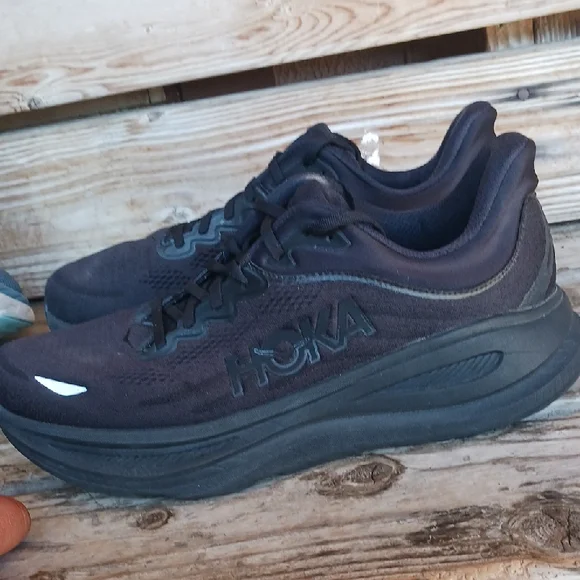 Hoka Bondi 9 Black Athletic Shoes with Cushioned Midsole - Picture 9 of 15